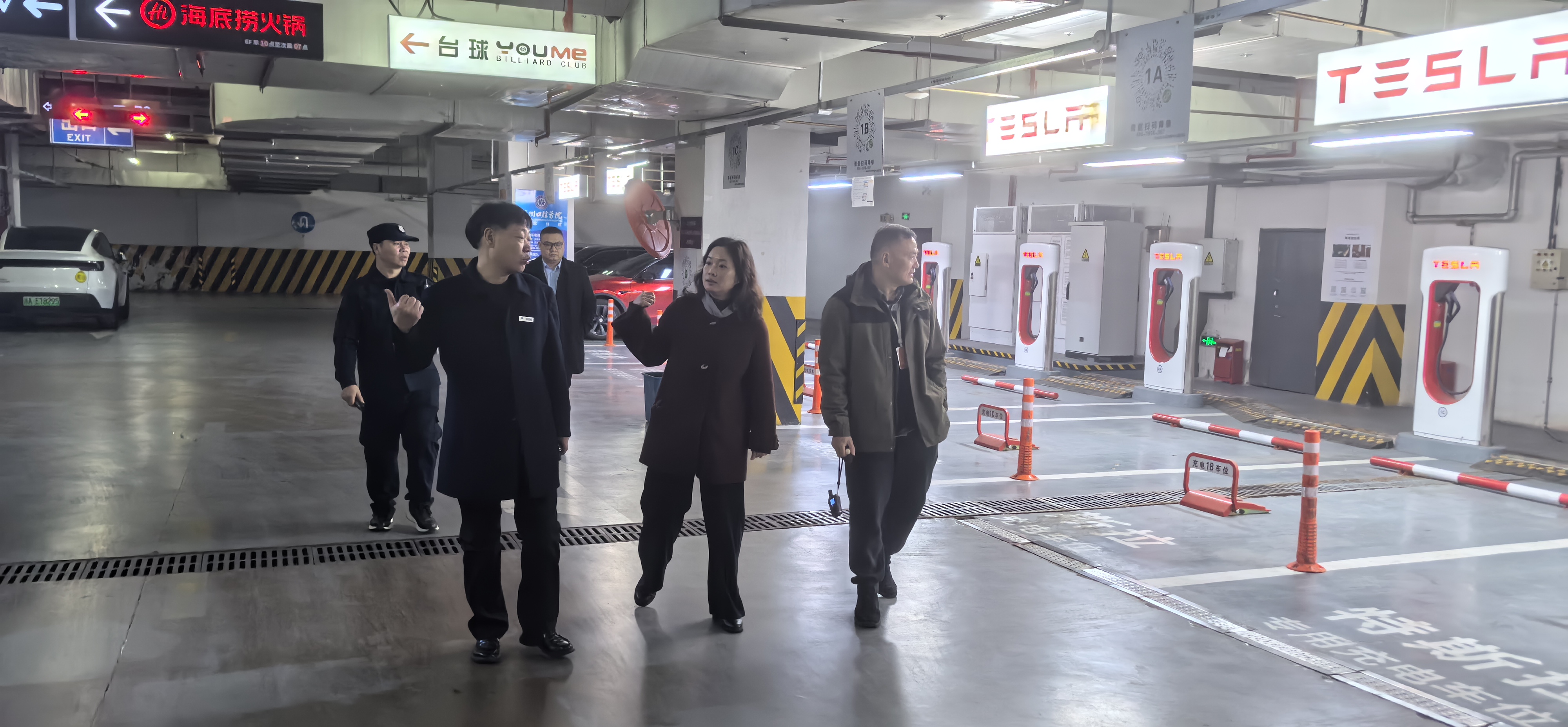 筑牢安全防線 護(hù)航平安佳節(jié)——水晶城開展節(jié)前安全專項(xiàng)檢查